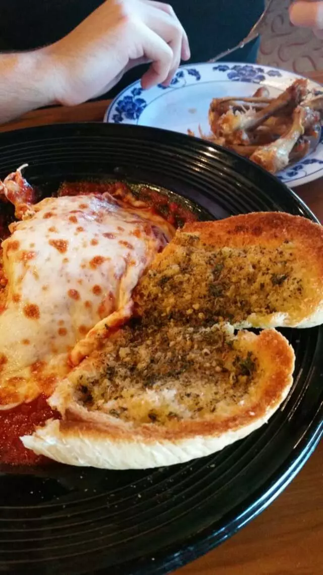 Angelina’s Pizzeria - Charleston