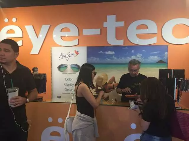 ëye-tech