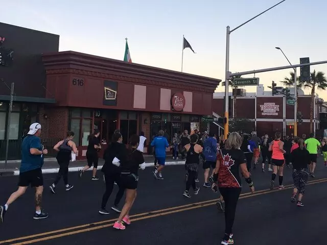 7th & Carson