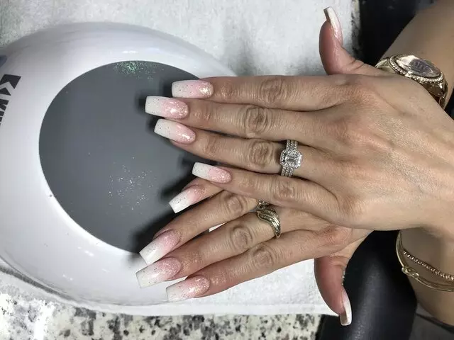 Showtime Nail Salon