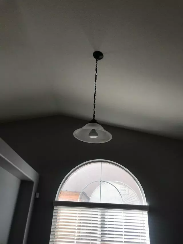 A Helping Hand Handyman Services
