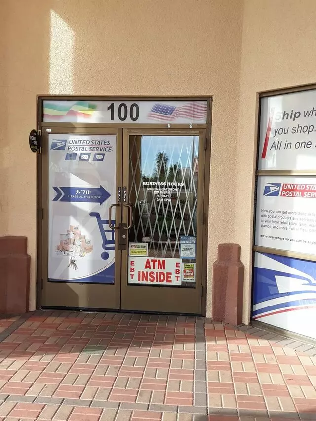 Mini Mart & Smoke Shop