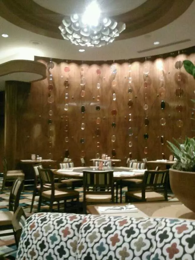 Avenue Cafe