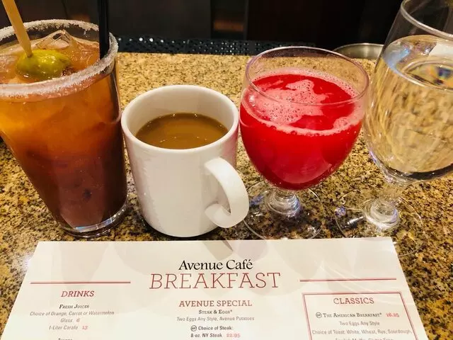 Avenue Cafe