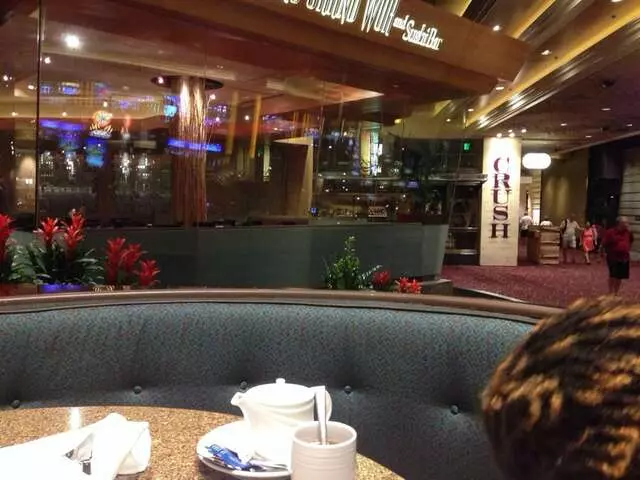 Avenue Cafe