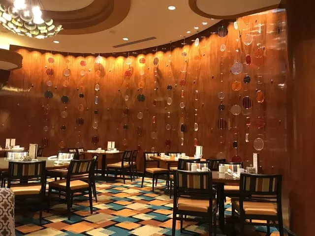 Avenue Cafe