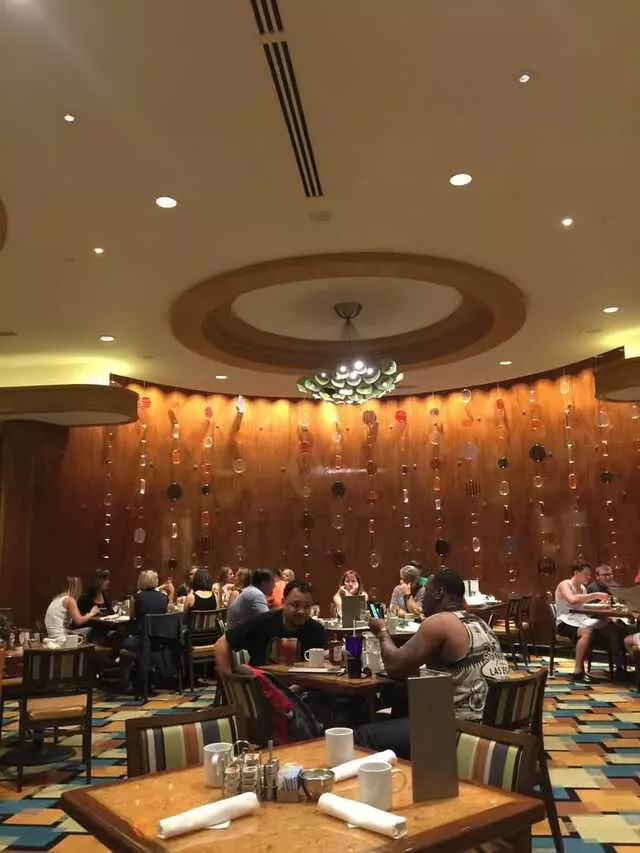 Avenue Cafe