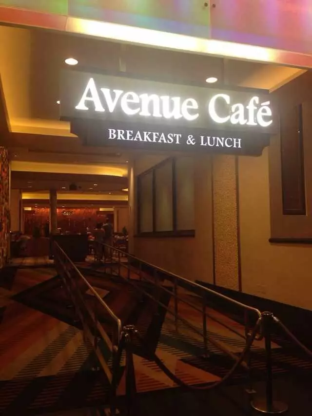 Avenue Cafe