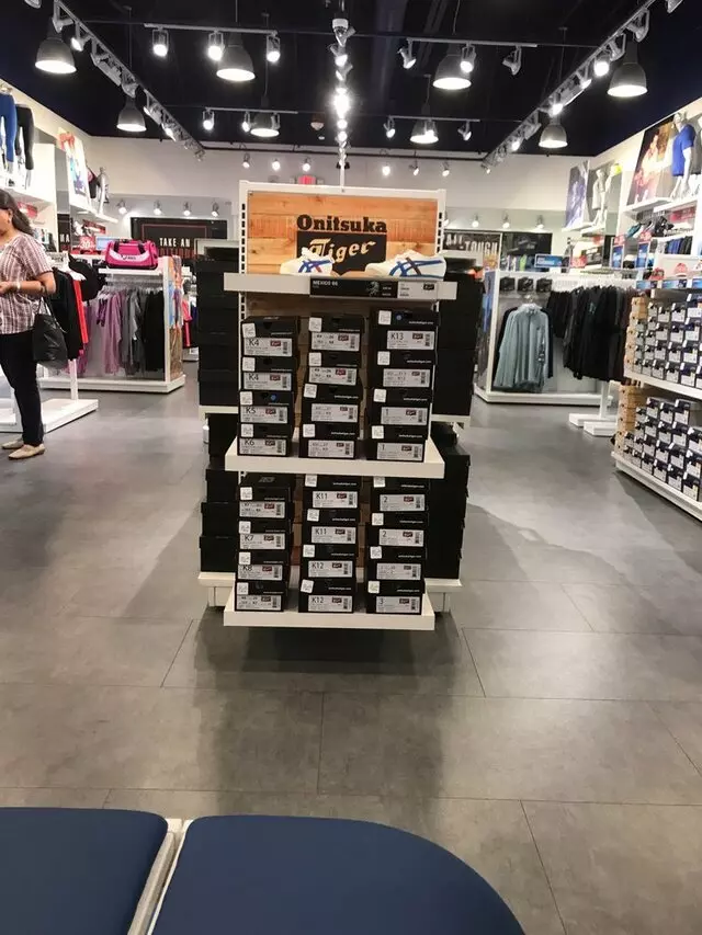 ASICS Outlet